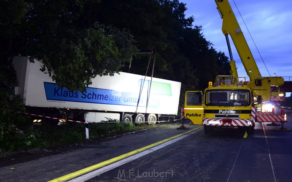 Schwerer VU A 3 Rich Oberhausen Hoehe AK Leverkusen P231.JPG - Miklos Laubert